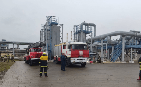 Пожарные потушили возгорание на Краснодарском нефтеперерабатывающем заводе
