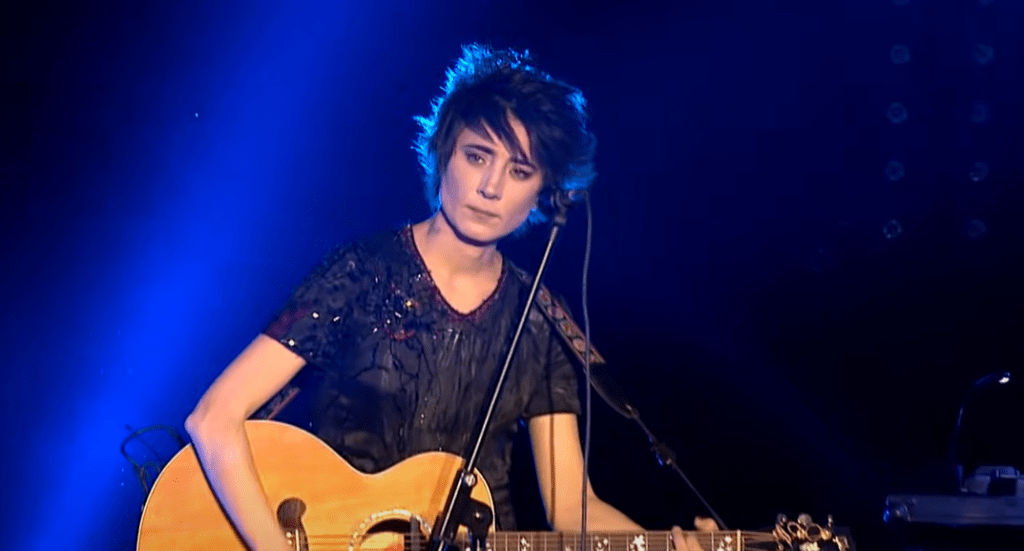 Московский суд отказал рок-певице Земфире* в исключении из списка иноагентов