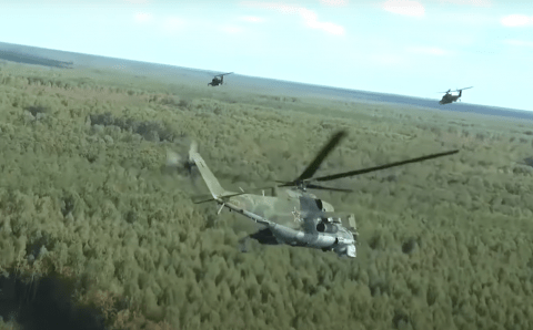 В Белоруссии совершил жёсткую посадку ударный вертолёт Ми-24