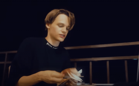 Петербургский суд запретил распространение четырёх треков рэпера Scally Milano из-за пропаганды наркотиков