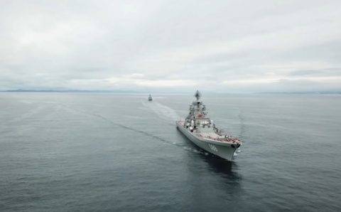 МО РФ: В ночь на четверг российский флот нанёс групповой удар по складам боеприпасов ВСУ