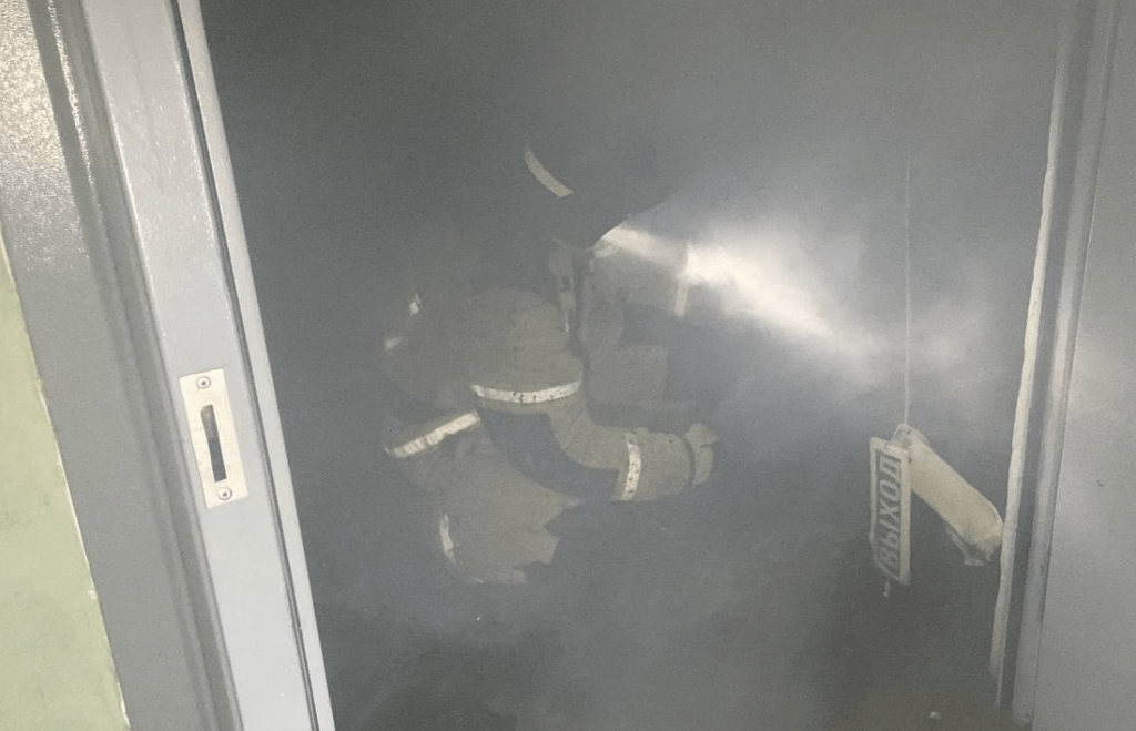 Эвакуированы все сотрудники полыхающего завода «СИБУР-нефтехим» в Нижегородской области