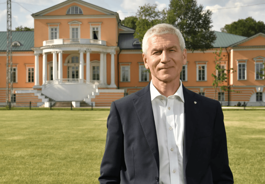 Матыцин раскритиковал заявление Исинбаевой о номинальном характере её звания майора