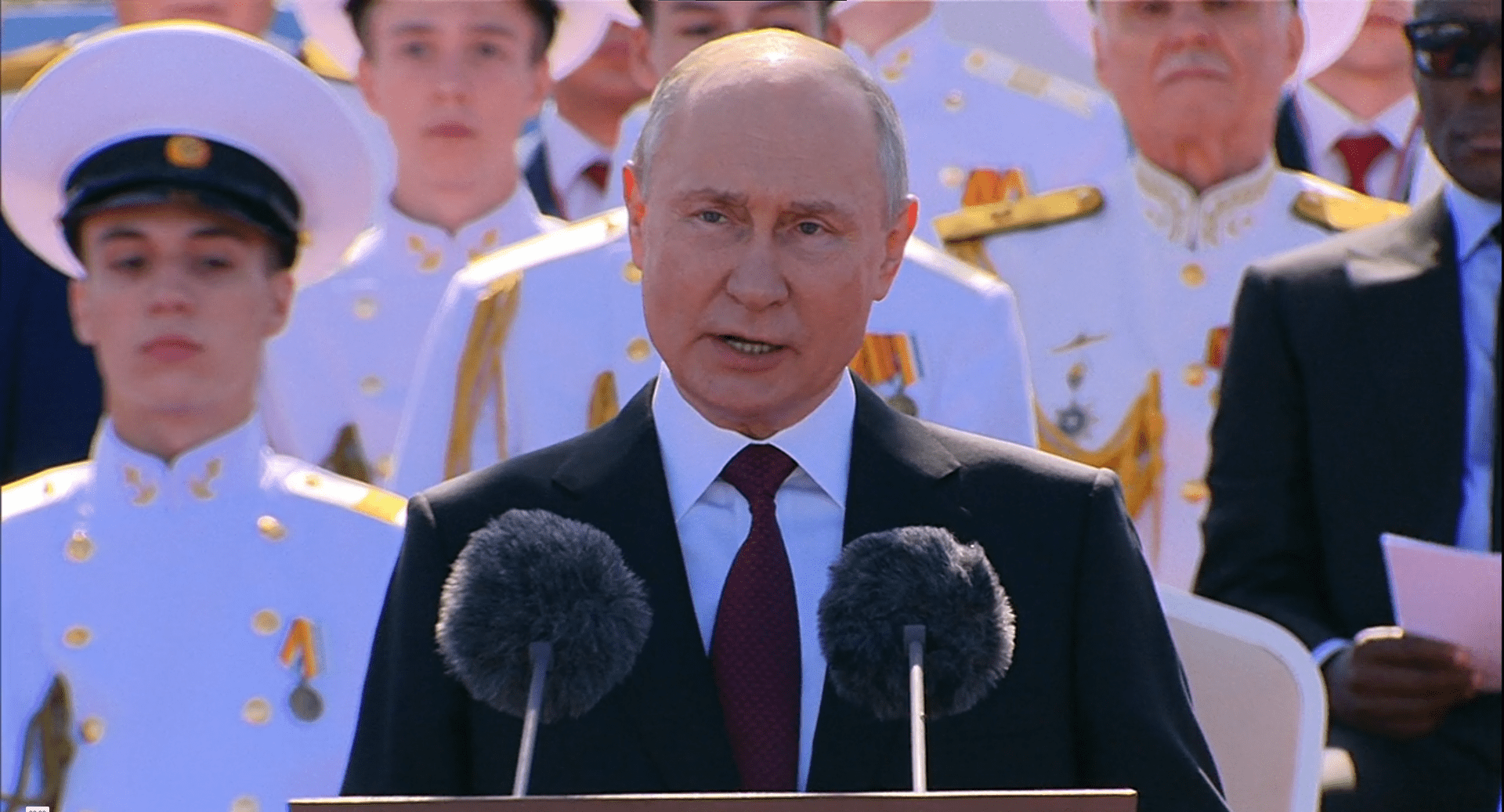 Путин рассказал о планах нарастить мощь ВМФ России в 2023 году за счёт 30 кораблей разных классов