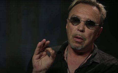 Автора и исполнителя песни «Моя бабушка курит трубку» Гарика Сукачёва госпитализировали из-за ухудшения состояния здоровья