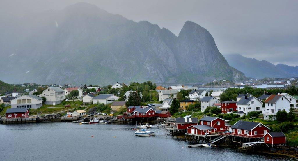 Кабмин РФ расширил список недружественных стран за счёт Норвегии