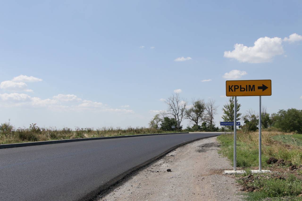 Хуснуллин: в ДНР отремонтировали 60 км дороги, ведущей в Крым