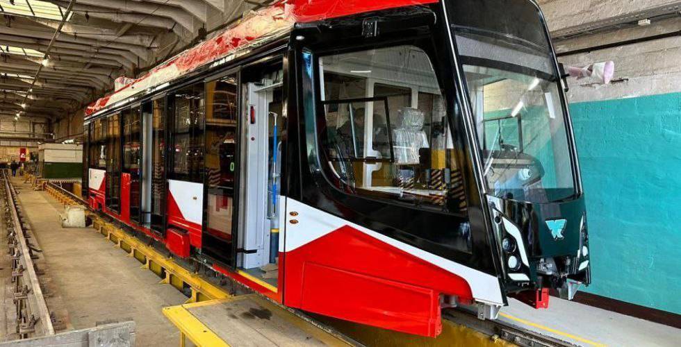 Петербург получил первый цифровой трамвай с элементами ИИ