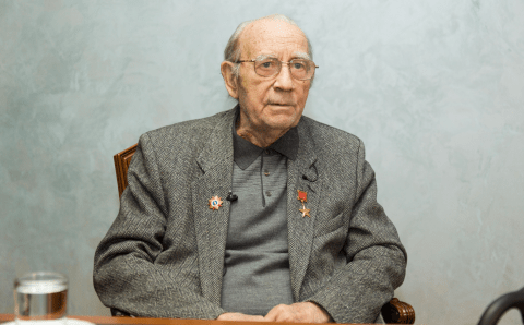 В возрасте 98 лет скончался создатель и экс-глава КамАЗа Лев Васильев