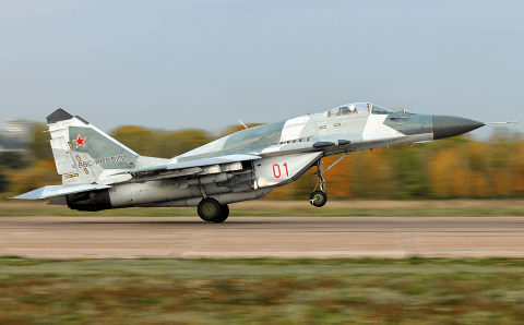 МО РФ: Российский самолет уничтожил дрон ВСУ над Черным морем