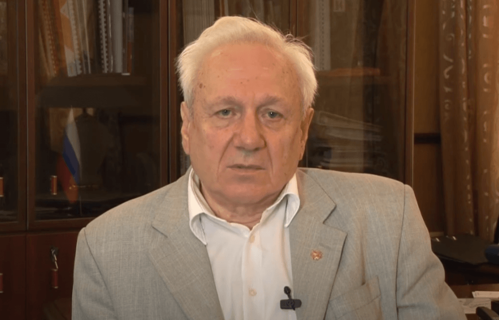 Глава администрации президента РФ при Ельцине Филатов скончался на 88 году жизни