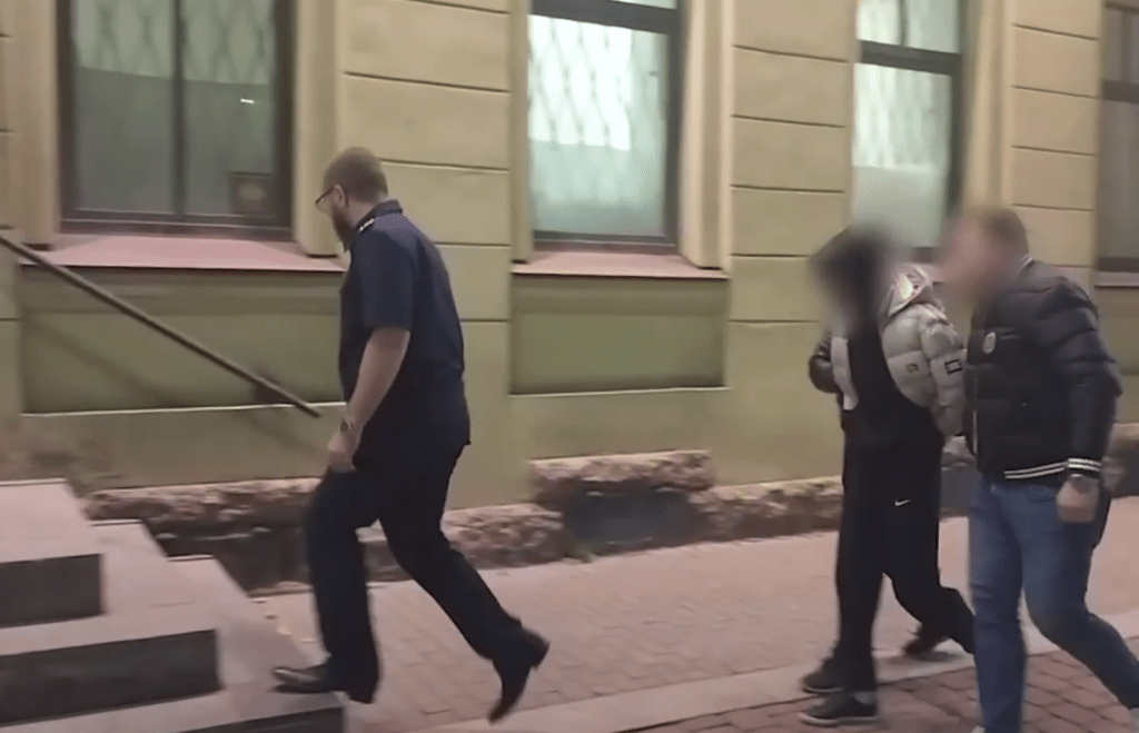 В Петербурге провели серию обысков и задержали еще двоих подозреваемых в драках