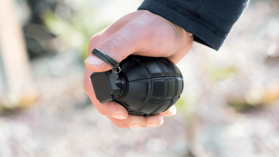 Глава МВД Украины подтвердил гибель помощника Залужного из-за игры с гранатой