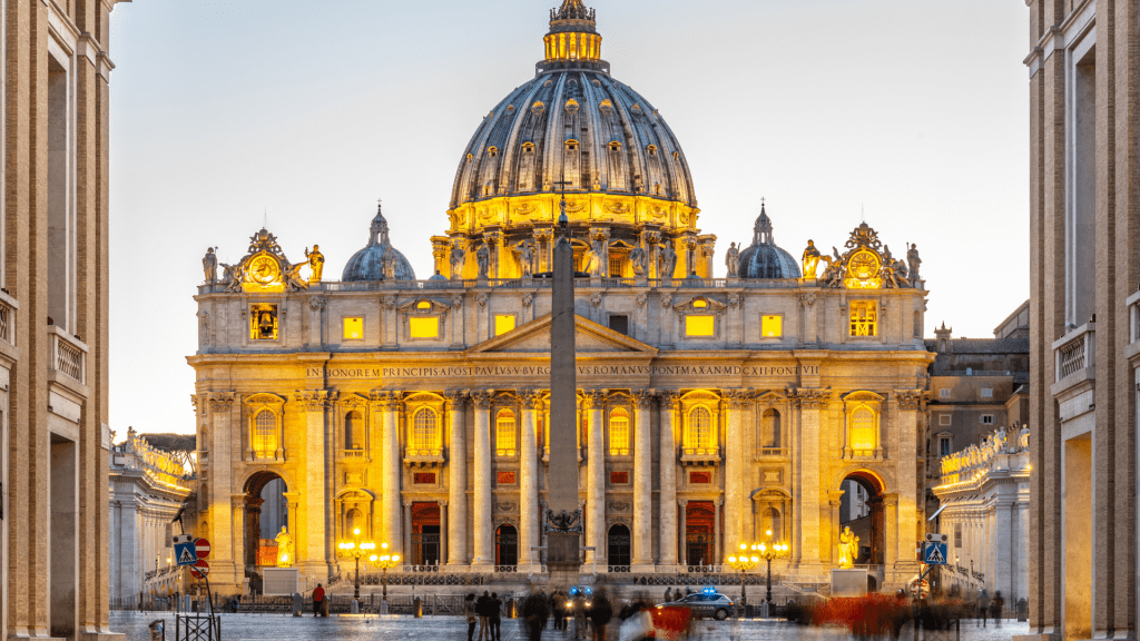 Как Ватикан «заключил в объятия ЛГБТ»