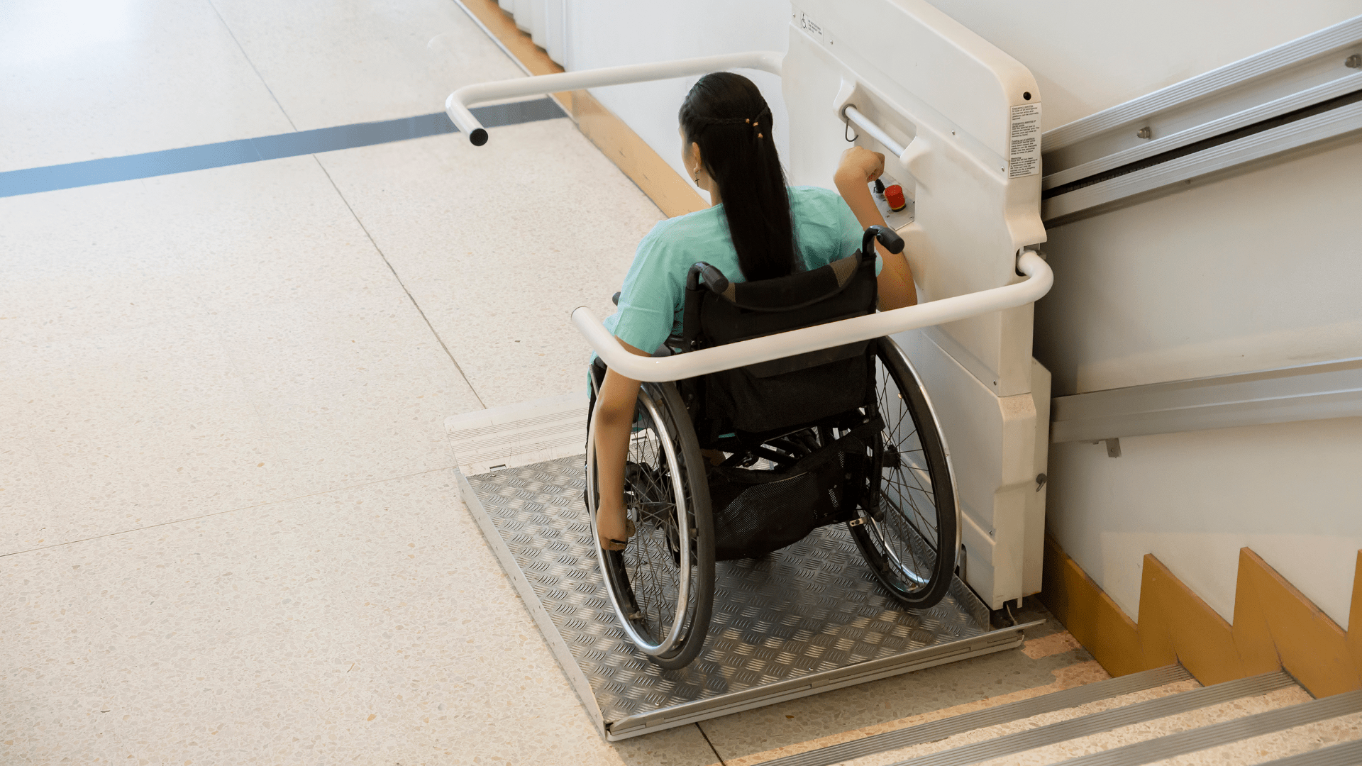 На госуслугах МО сократится число отказов на выплату для реабилитации инвалидов