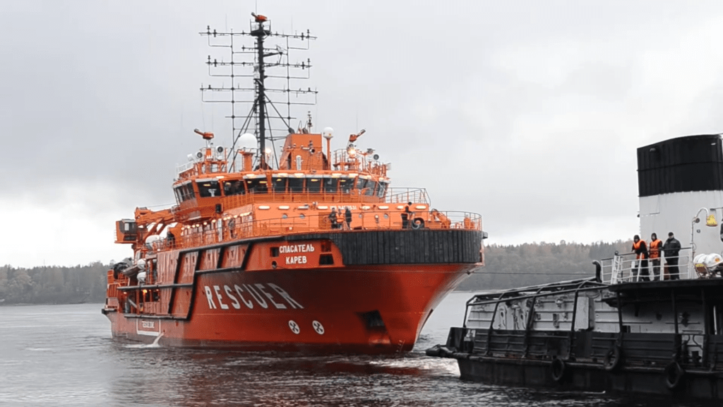 «Спасатель Карев» подплыл к поврежденному российскому кабелю в Финском заливе