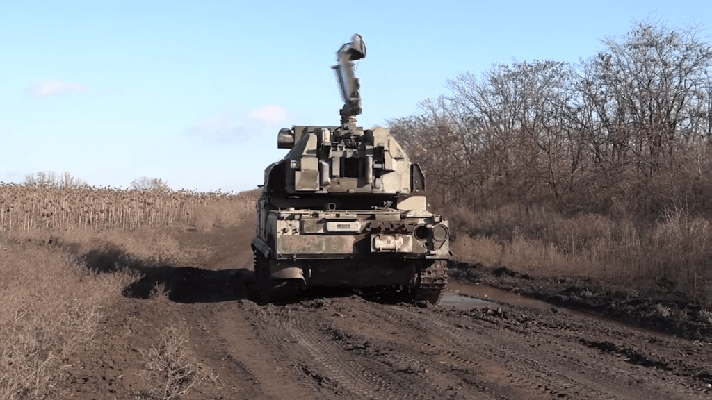 Российские ПВО за ночь уничтожили 73 беспилотника над десятью регионами