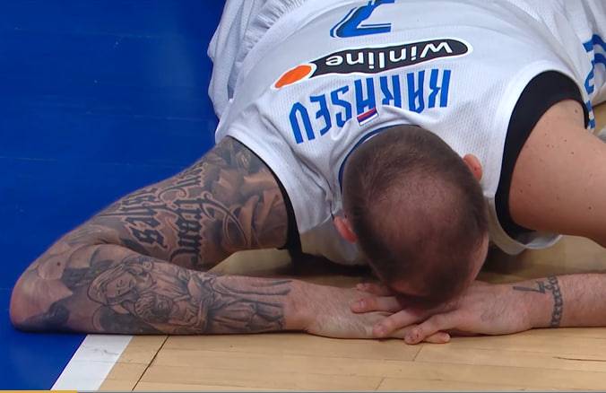 Главный тренер по баскетболу команды “Зенит” рассказал о травме Карасёва