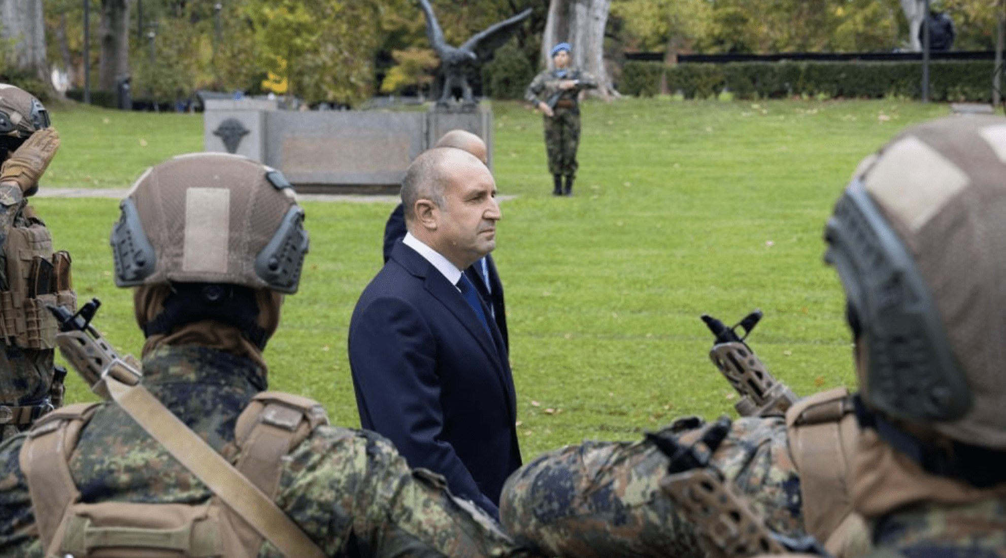 Президент Болгарии Радев запретил передавать Украине списанные бронетранспортёры