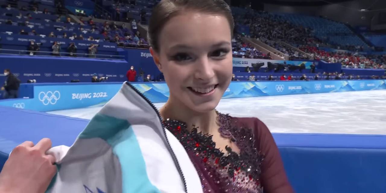 Вслед за Валиевой, Россию лишили золотой медали за победу на ОИ-2022