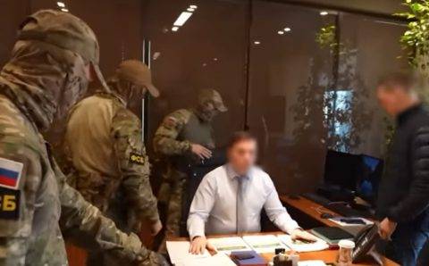 ФСБ провела спецоперацию против подпольных оружейников