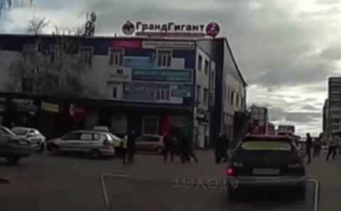 Двое неизвестных устроили стрельбу в центре Улан-Удэ