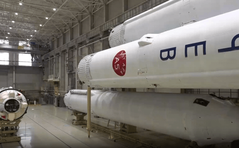 В России до конца года испытают новейшую ракету «Рокот-М»