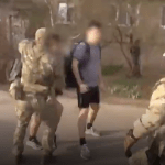 У задержанных в Волжском 17-летних террористов нашли расценки на диверсии в РФ