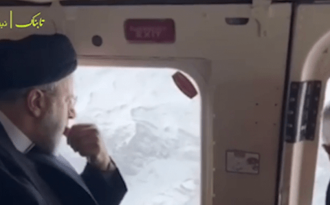 Глава МВД Ирана связал жёсткую посадку президентского вертолёта с сильным туманом