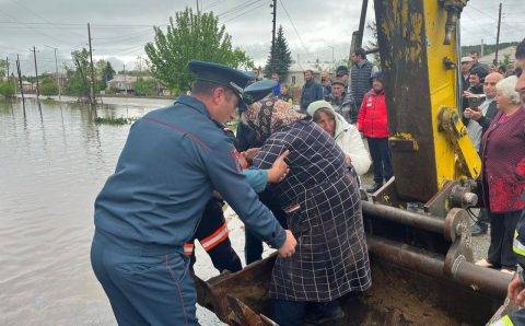 МВД Армении объявило об эвакуации из затопленных районов