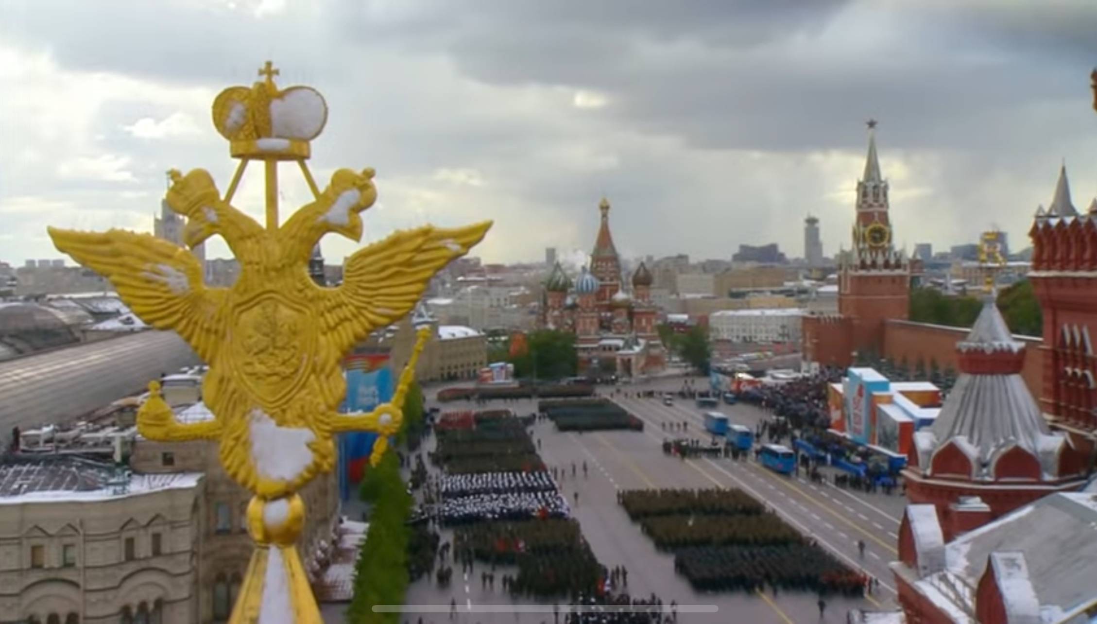 В Латвии из-за кибератаки показывали парад Победы на Красной площади