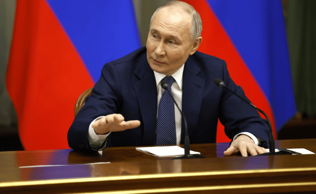 Путин оставил Пескова на посту своего пресс-секретаря