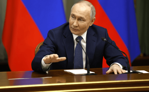 Путин оставил Пескова на посту своего пресс-секретаря