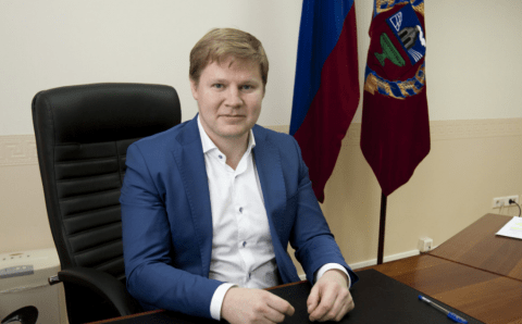 Губернатор Алтайского края Виктор Томенко отправил в отставку Ивана Кибардина
