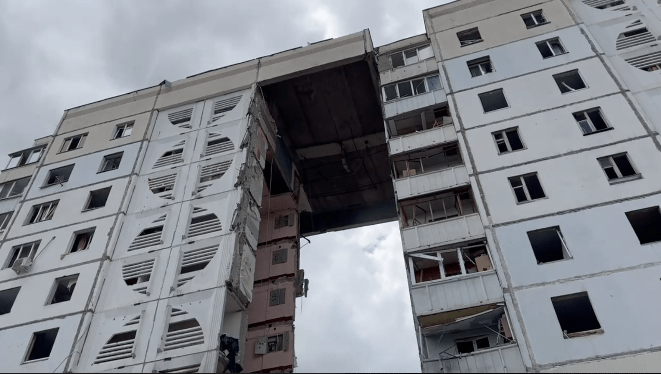После теракта в Белгороде произошло повторное обрушение дома