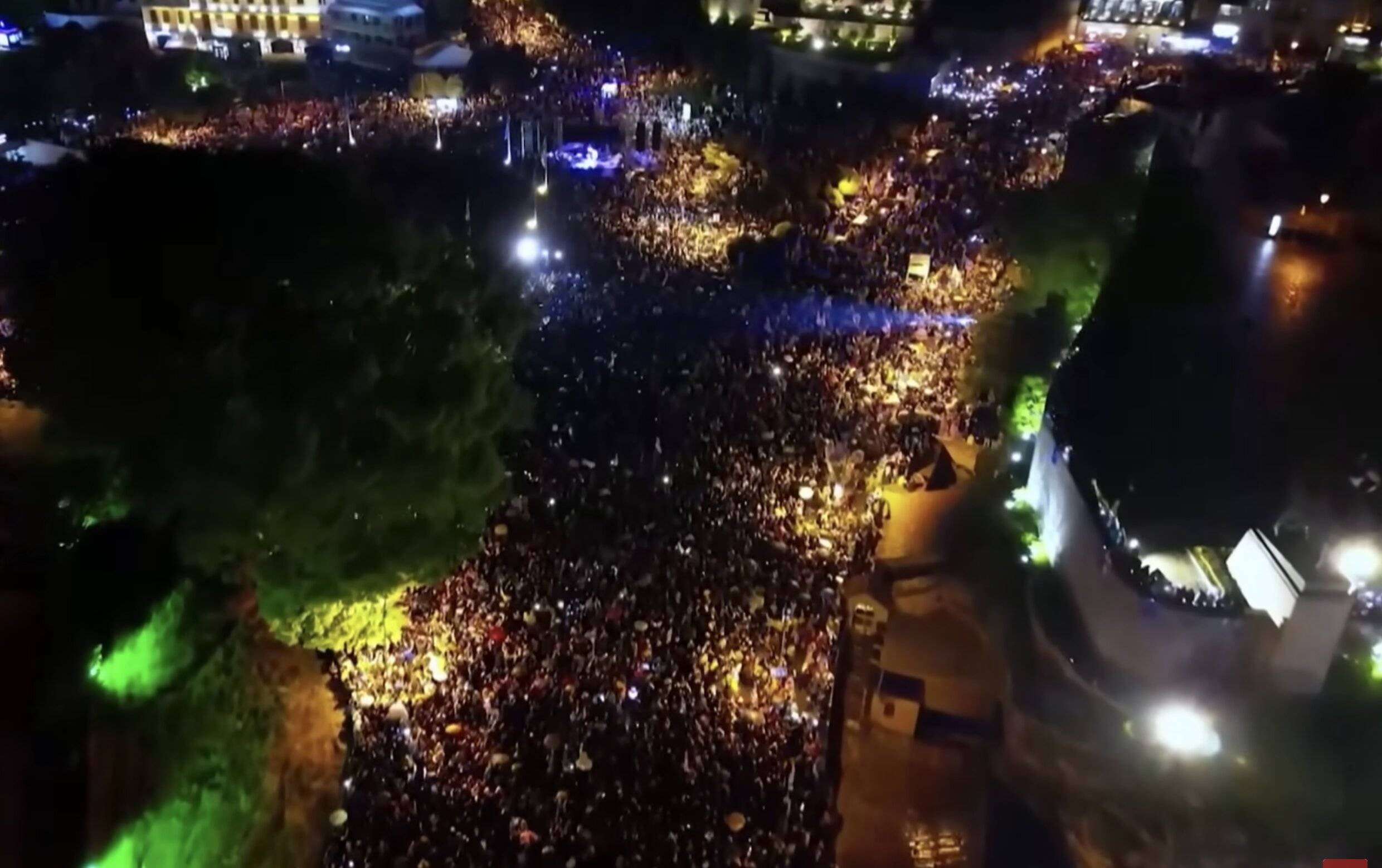 В Тбилиси задержано 15 граждан России во время протестов