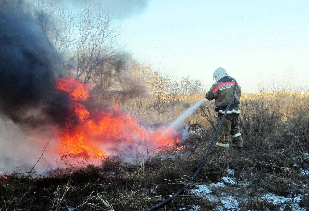 За месяц в Саратовской области пожарные спасли рекордное число жителей