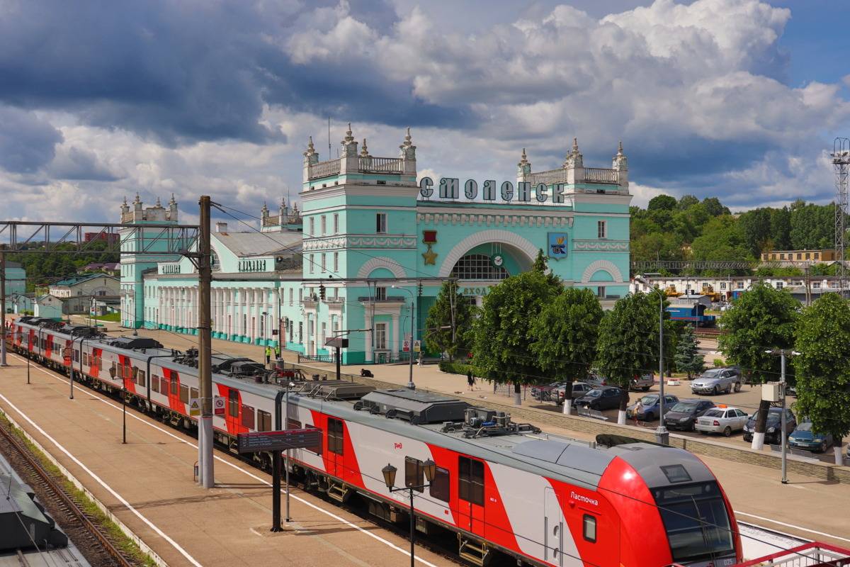 РЖД запустила пригородные электрички из Смоленска в Беларусь