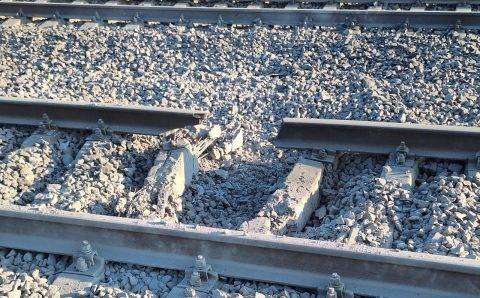 Два жилых дома и железные пути в Курской области пострадали от обстрела ВСУ