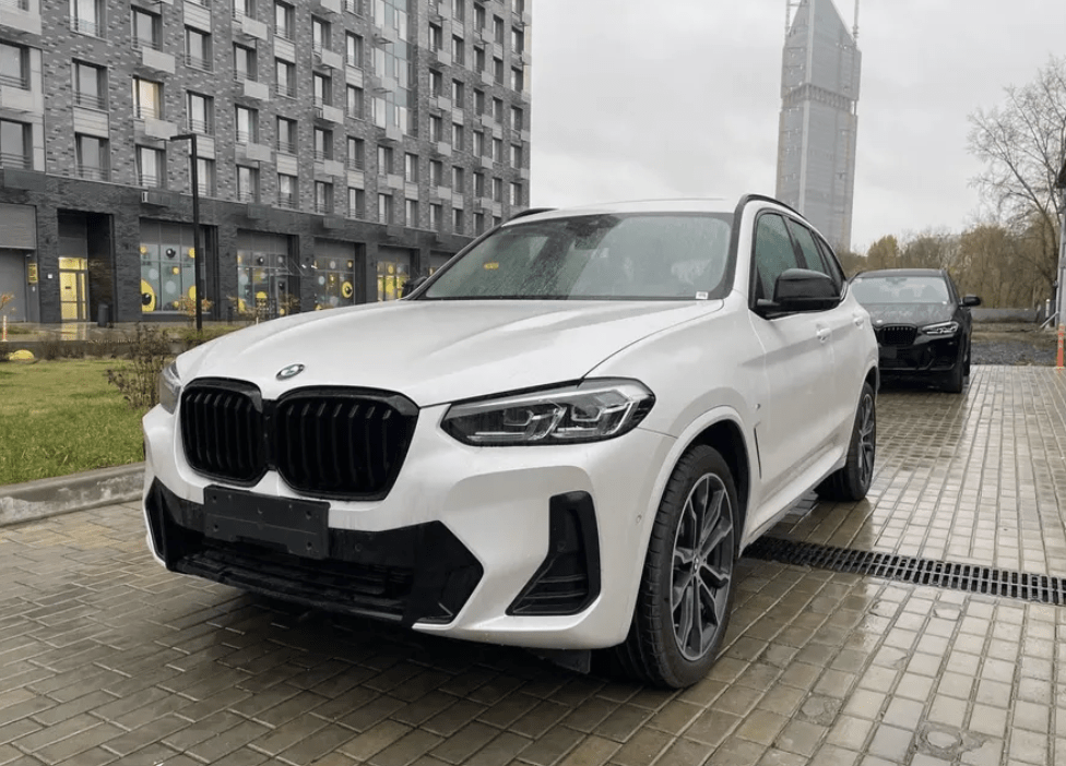 На Wildberries в продаже появился люксовый BMW за 10 миллионов рублей