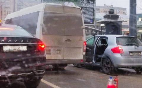 Москва готовится к праздникам: заторы и низкая скорость на дорогах