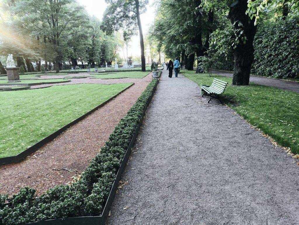 Петербург прогрелся до +25 °C: побит температурный рекорд 2000 года