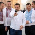 Нескончаемое «шоу». Почему нельзя всерьез воспринимать украинских «политиков»