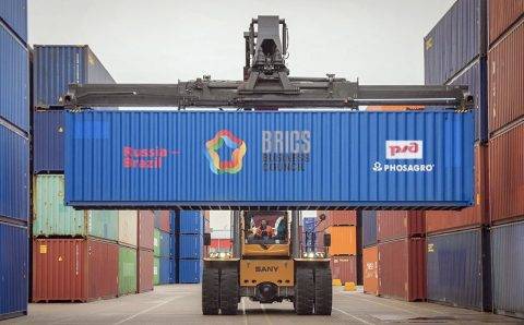 На ПМЭФ-2025 подвели итоги тестовых перевозок по маршрутам БРИКС