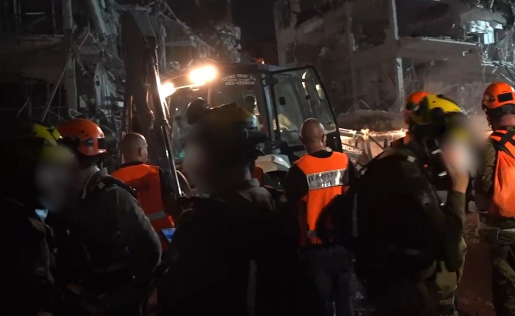 Посольство РФ: россияне не пострадали при ракетных атаках на Израиль