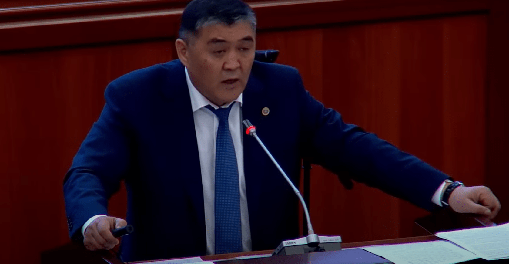 Ташиев начал президентскую кампанию с манифеста о великом прошлом кыргызов