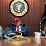 CNN: Трамп угрожал Путину «разбомбить к чертям Москву» из-за Украины
