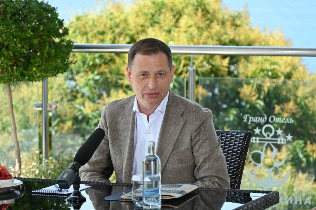 Мэр Сочи: воздушная угроза миновала, городская инфраструктура работает штатно