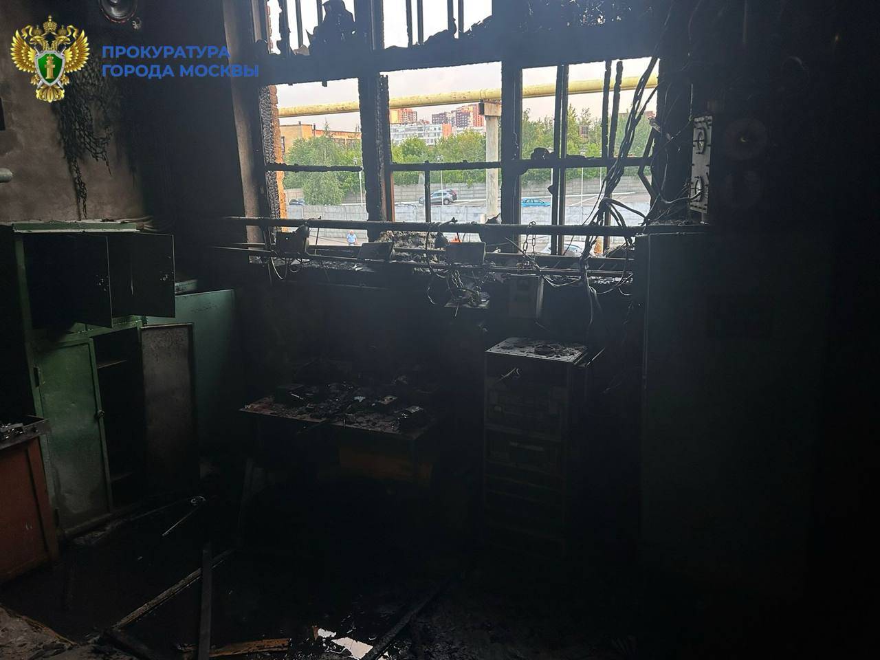 Квест в Москве закончился пожаром — здание выгорело дотла