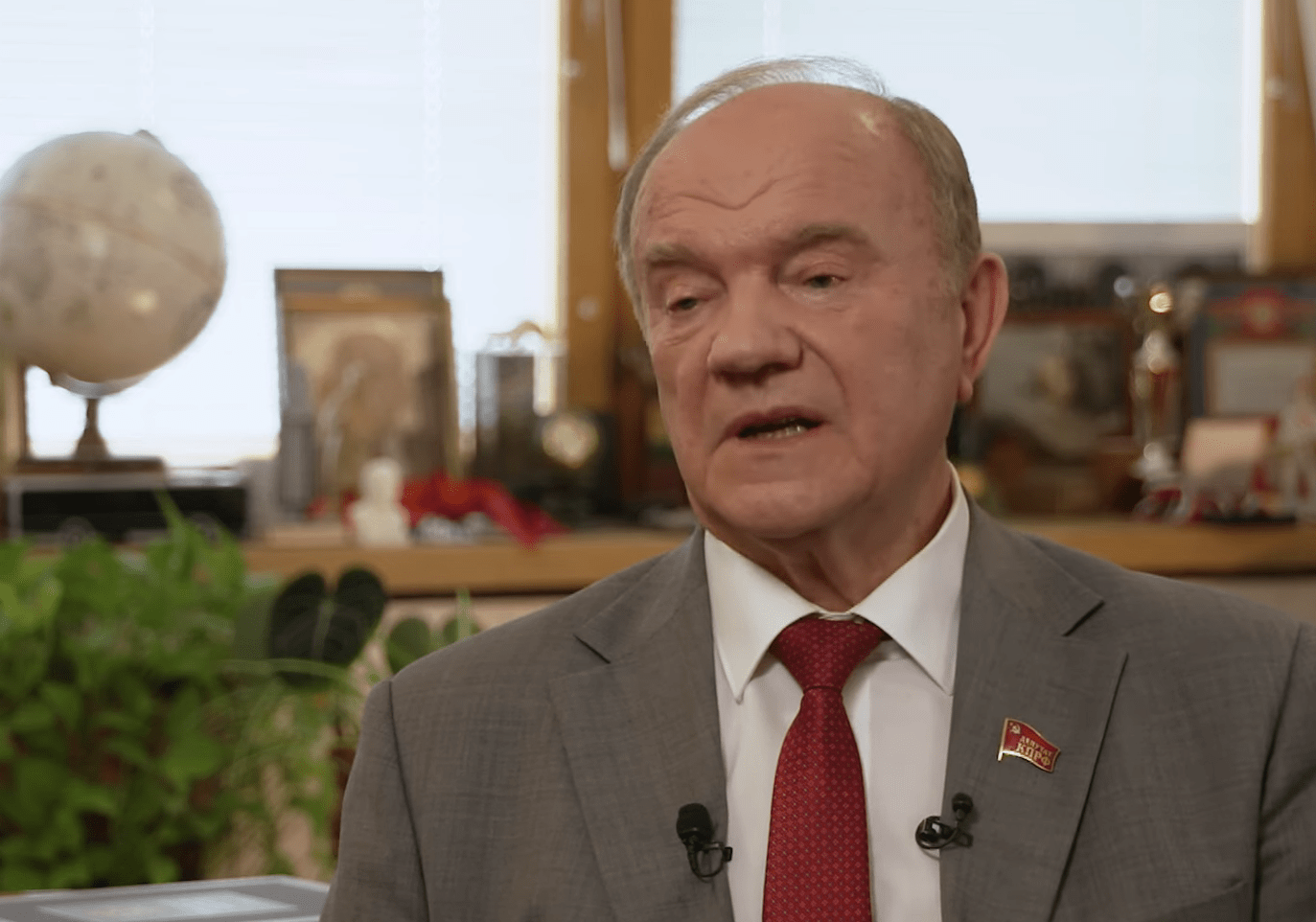 Зюганов переизбран главой КПРФ, в состав ЦК вошёл его внук